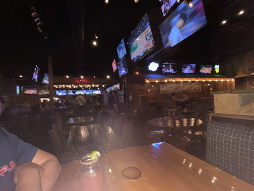 Photo of Wild Bill's Sports Saloon - Woodbury - 546 Commons Dr, Woodbury, MN 55125