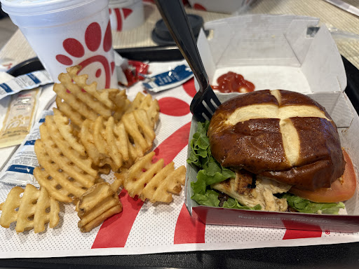 Photo of Chick-fil-A - 280 Premier Blvd, Roanoke Rapids, NC 27870