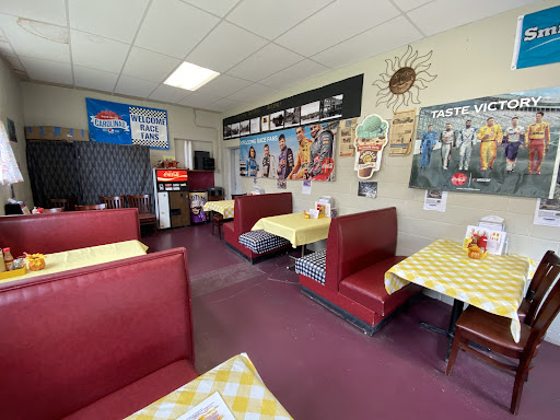 Photo of Sunshine Grill - 200 Washington Ave, Weldon, NC 27890
