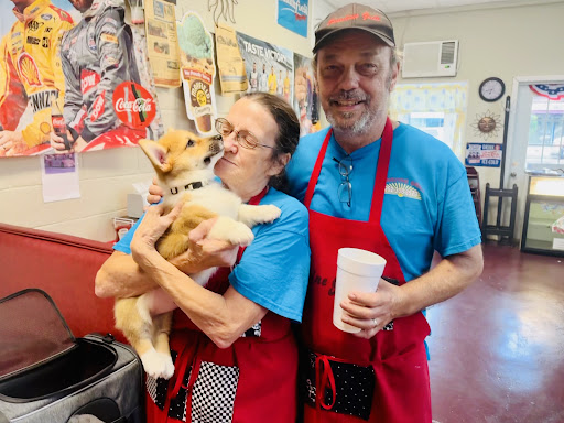 Photo of Sunshine Grill - 200 Washington Ave, Weldon, NC 27890