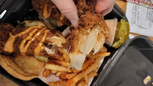 Photo of Dave's Hot Chicken - 1620 Broadway Ave S, Rochester, MN 55904