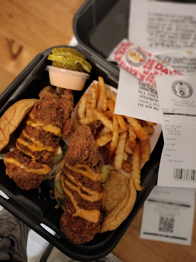 Photo of Dave's Hot Chicken - 1620 Broadway Ave S, Rochester, MN 55904