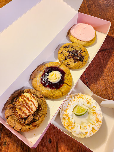 Photo of Crumbl - Bentonville - 500 SE Walton Blvd #10, Bentonville, AR 72712