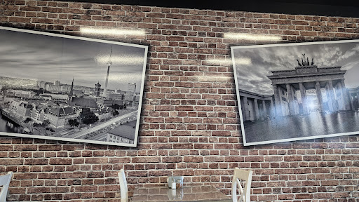 Photo of Berliner Kebap - 696 S Barrington Rd, Streamwood, IL 60107