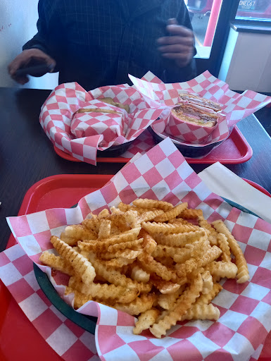 Photo of Zdrffgg - 26215 Eureka Rd, Taylor, MI 48180