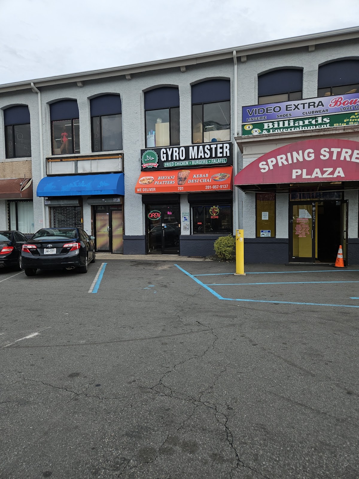 Photo of Halal Gyro Master - 701 Spring St, Elizabeth, NJ 07201