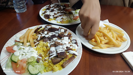 Photo of Halal Central Diner - 14 Jefferson Ave, Elizabeth, NJ 07201