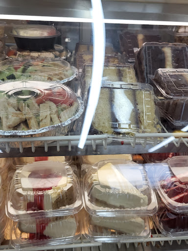 Photo of King Chicken & Gyro - 608 Spring St, Elizabeth, NJ 07201