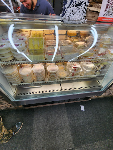 Photo of King Chicken & Gyro - 608 Spring St, Elizabeth, NJ 07201