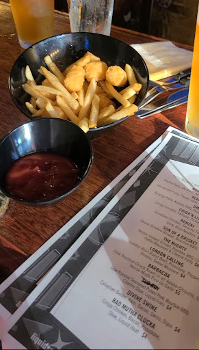 Photo of Liquid Lounge + Kitchen - 118 N Michigan Ave, Saginaw, MI 48602