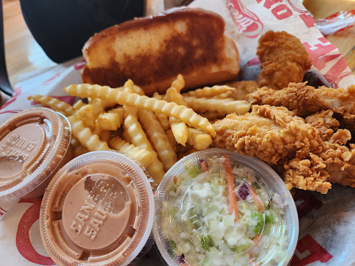 Photo of Raising Cane's Chicken Fingers - 5306 Milan Rd, Sandusky, OH 44870