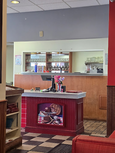 Photo of Friendly's - 1011 E Eau Gallie Blvd, Melbourne, FL 32937