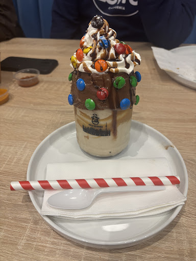 Photo of Holy Shakes Sault Ste. Marie - 701 Pine St Unit 2, Sault Ste. Marie, ON P6B 3G2, Canada