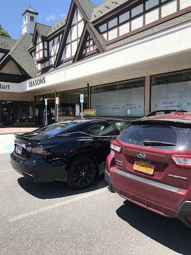 Photo of Seasons - Shopping Center, 1104 Wilmot Rd, Scarsdale, NY 10583