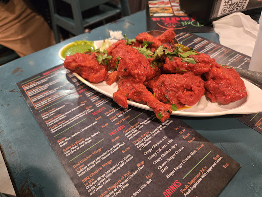 Photo of Desi Tadka - 927 W Golf Rd, Schaumburg, IL 60194