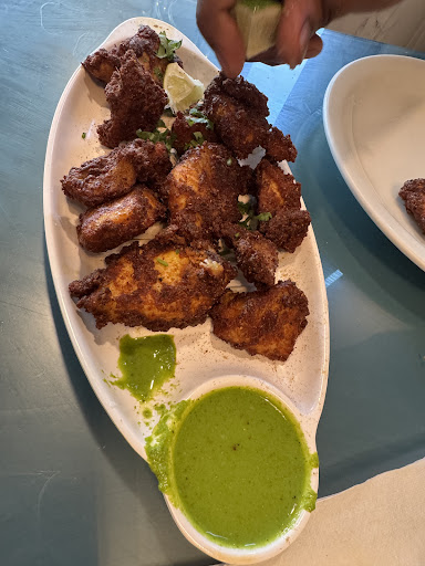 Photo of Desi Tadka - 927 W Golf Rd, Schaumburg, IL 60194