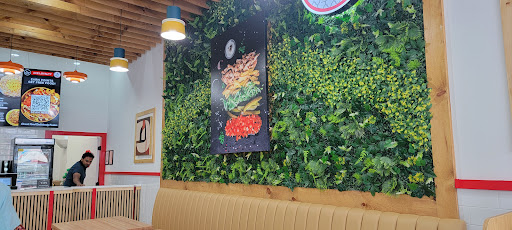 Photo of Ace Shawarma & Burgers - 3455 Jerome Ave, Bronx, NY 10467