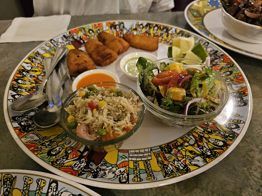 Photo of Selamta Ethiopian Restaurant and Bar - 12838 W 87th St, Lenexa, KS 66215