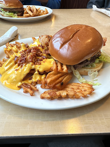 Photo of Friendly's - 940 Montauk Hwy, Shirley, NY 11967