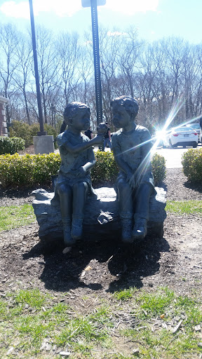 Photo of Friendly's - 940 Montauk Hwy, Shirley, NY 11967