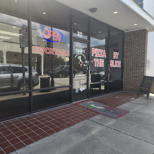 Photo of Massimo Pizza - 312 E Market St, Smithfield, NC 27577