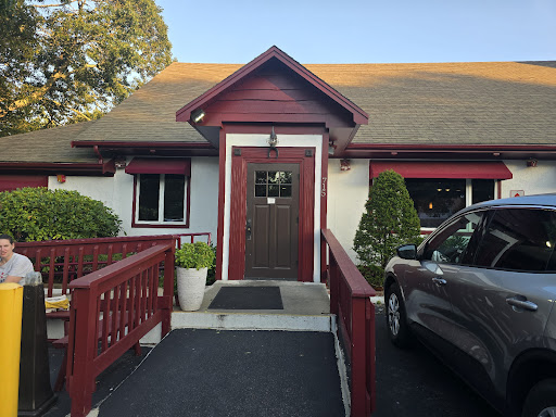 Photo of Royal II Restaurant and Grill - 715 MA-6A, Yarmouth Port, MA 02675