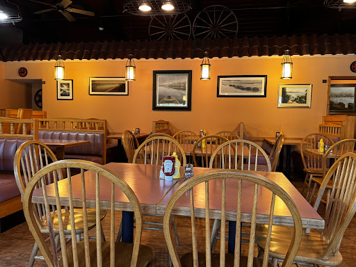 Photo of Royal II Restaurant and Grill - 715 MA-6A, Yarmouth Port, MA 02675