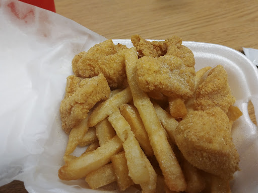 Photo of Mike's Fish & Chicken - 10978 Hamilton Ave, Cincinnati, OH 45231