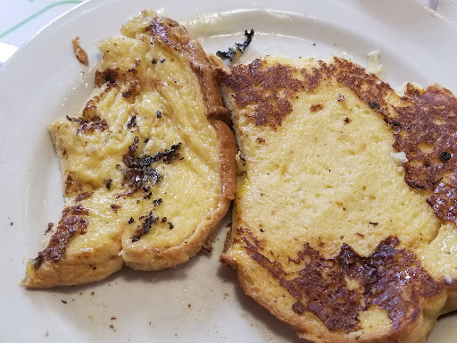 Photo of Friendly's - 562 N Main St, East Longmeadow, MA 01028