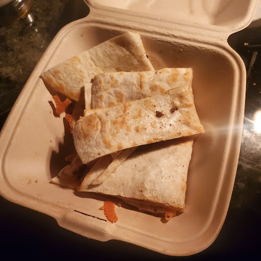 Photo of Friendly's - 562 N Main St, East Longmeadow, MA 01028