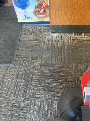 Photo of Friendly's - 562 N Main St, East Longmeadow, MA 01028