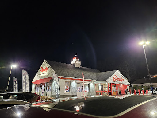 Photo of Friendly's - 562 N Main St, East Longmeadow, MA 01028