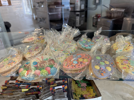 Photo of Hampton Eats - 74 N Main St, East Hampton, NY 11937