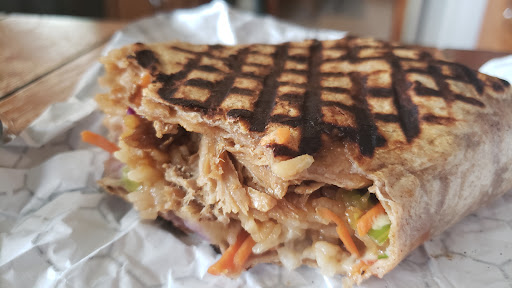 Photo of Longboards Wraps & Bowls - 106 S 7th St, St Joseph, MO 64501