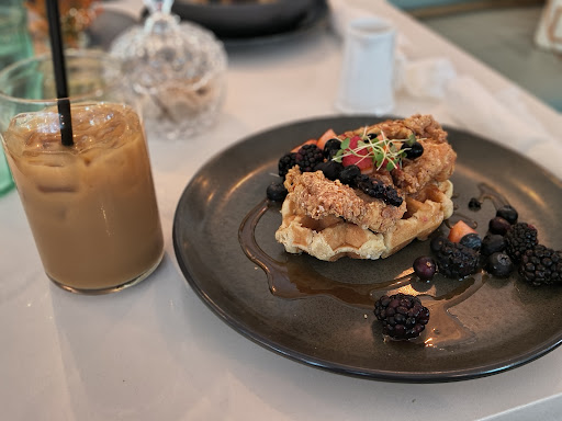 Photo of Collins Quarter at Forsyth - 621 Drayton St, Savannah, GA 31401