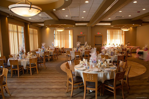 Photo of Ike's Restaurant - 38550 Van Dyke Ave, Sterling Heights, MI 48312