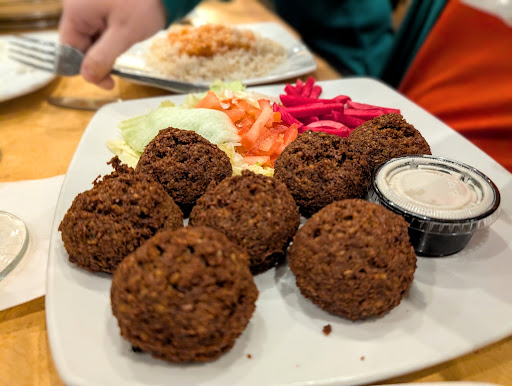 Photo of Ike's Restaurant - 38550 Van Dyke Ave, Sterling Heights, MI 48312