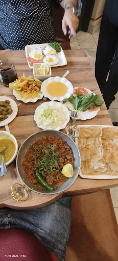 Photo of Zarzoor Restaurant - 4220 15 Mile Rd, Sterling Heights, MI 48310