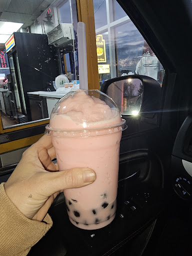 Photo of B's Egg Rolls drive-thru - 2810 Plover Rd, Plover, WI 54467