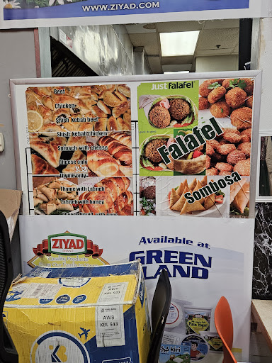 Photo of It's Green Land - 4087 S 84th St, Omaha, NE 68127