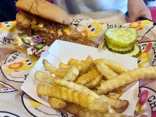 Photo of Dave's Hot Chicken - 2674 S Oneida St, Ashwaubenon, WI 54304