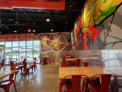 Photo of Dave's Hot Chicken - 2674 S Oneida St, Ashwaubenon, WI 54304