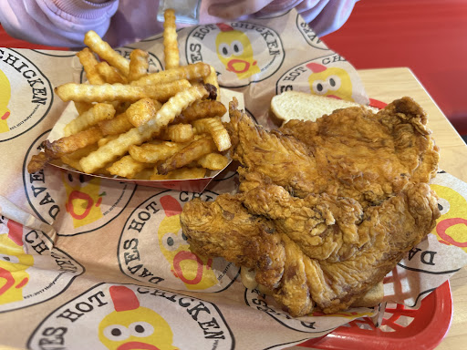 Photo of Dave's Hot Chicken - 2674 S Oneida St, Ashwaubenon, WI 54304