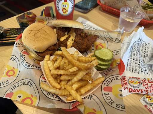 Photo of Dave's Hot Chicken - 2674 S Oneida St, Ashwaubenon, WI 54304