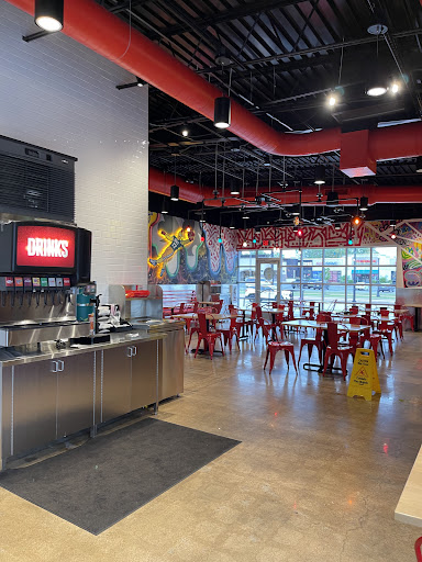 Photo of Dave's Hot Chicken - 2674 S Oneida St, Ashwaubenon, WI 54304