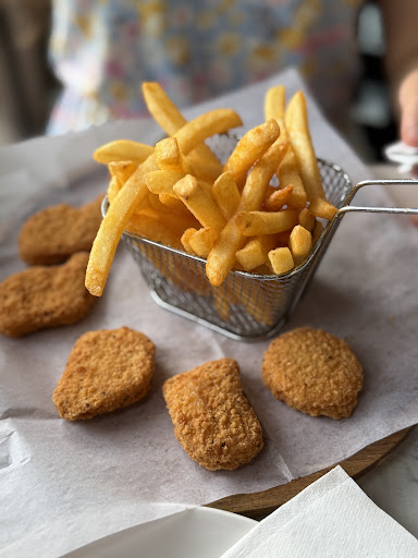 Photo of Maroush Shawarma & Grill - 783 N Alafaya Trail, Orlando, FL 32828