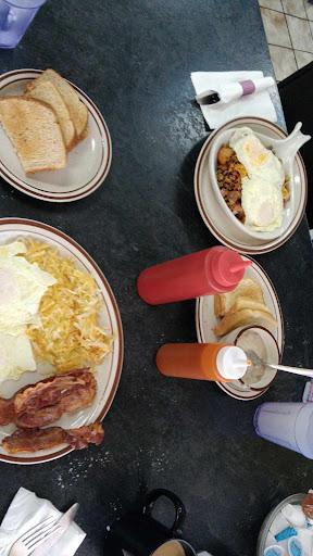 Photo of Sylvania Diner - 5623 W Alexis Rd, Sylvania, OH 43560