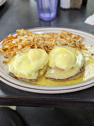 Photo of Sylvania Diner - 5623 W Alexis Rd, Sylvania, OH 43560