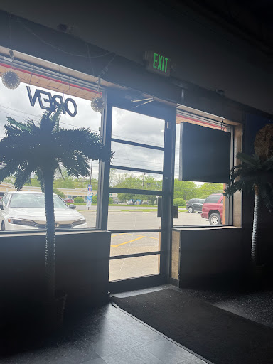 Photo of Wings & Grill - 519 S Reynolds Rd, Toledo, OH 43615