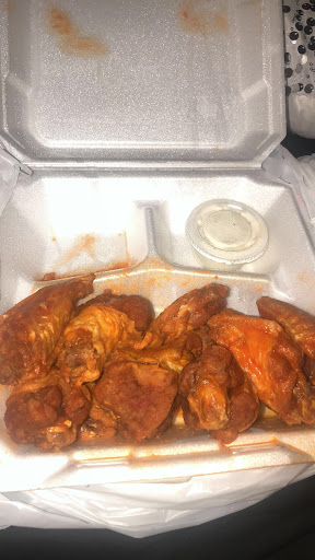 Photo of Wings & Grill - 519 S Reynolds Rd, Toledo, OH 43615
